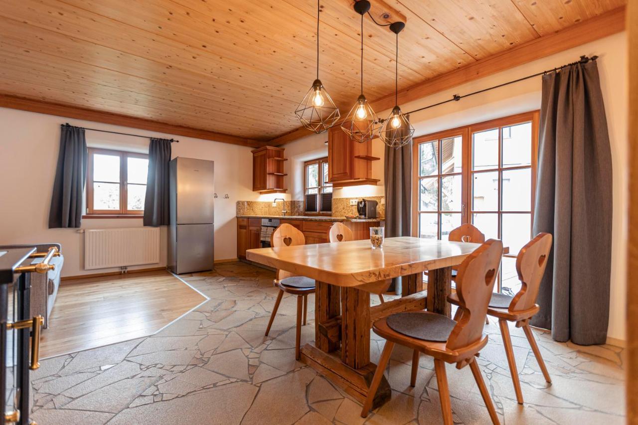 Alpenchalets Lungau By Alps Resorts มาริอัปฟาร์ ภายนอก รูปภาพ