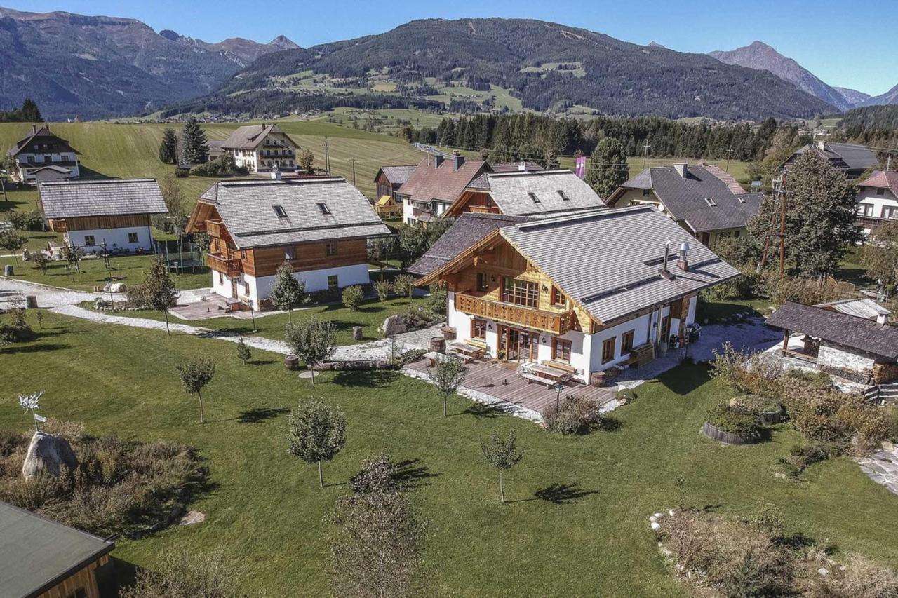 Alpenchalets Lungau By Alps Resorts มาริอัปฟาร์ ภายนอก รูปภาพ