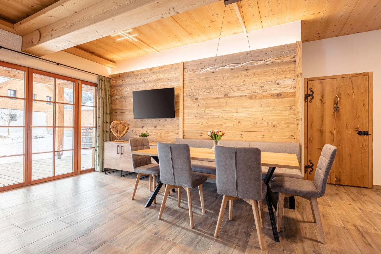 Alpenchalets Lungau By Alps Resorts มาริอัปฟาร์ ภายนอก รูปภาพ